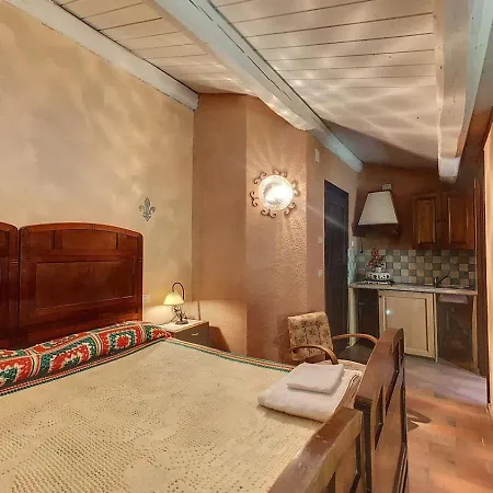Santa Serena Farm stay *